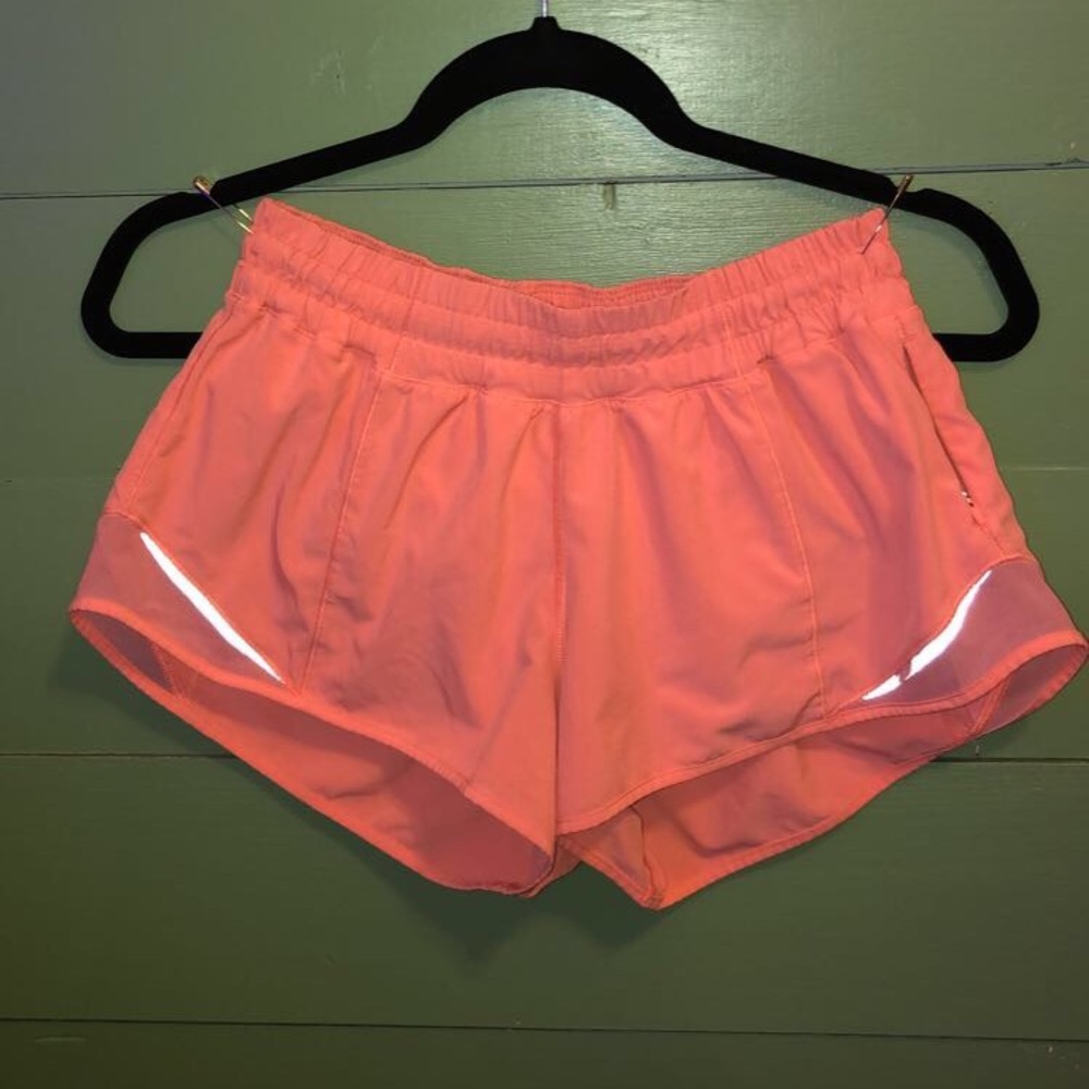 Lululemon Coral Hotty hot shorts